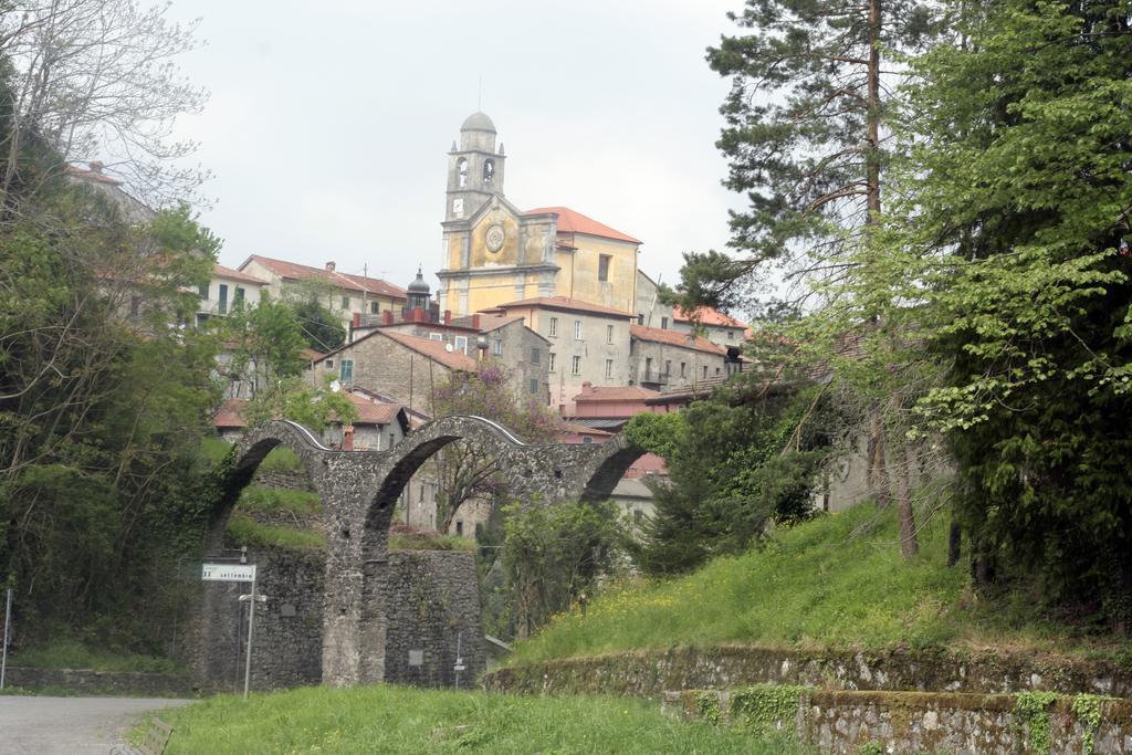 Antica Pieve Hotel Filattiera Buitenkant foto