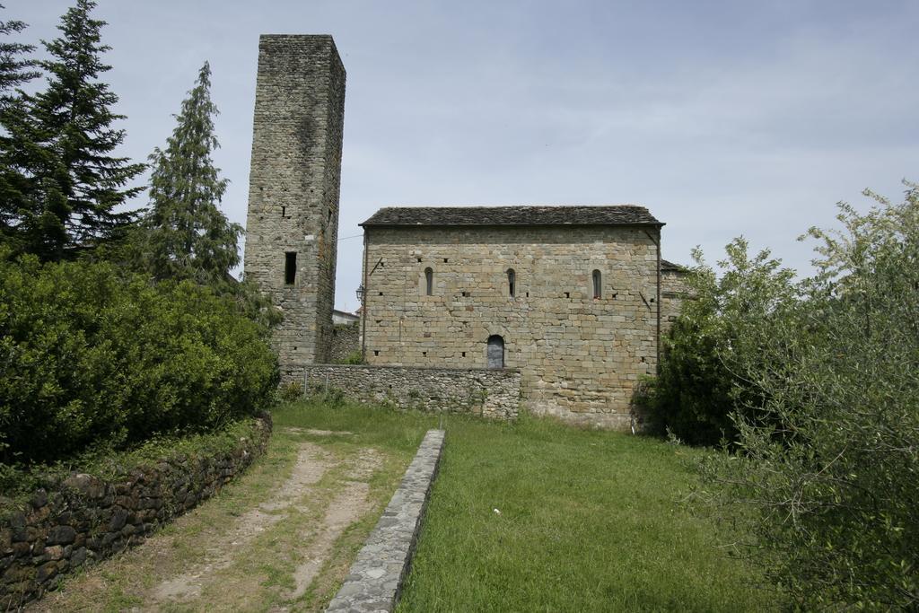 Antica Pieve Hotel Filattiera Buitenkant foto